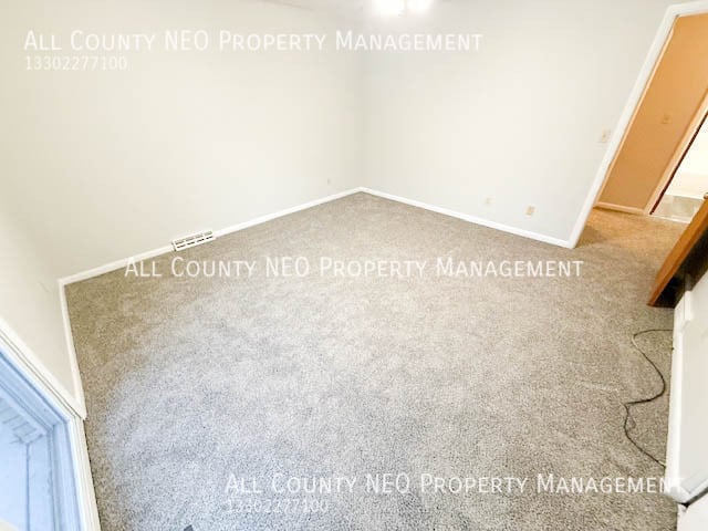 Building Photo - 1376 Forest Glen Dr