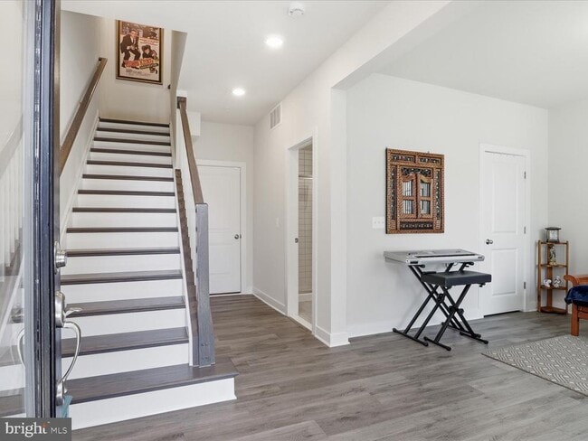 Building Photo - 3595 Aster St