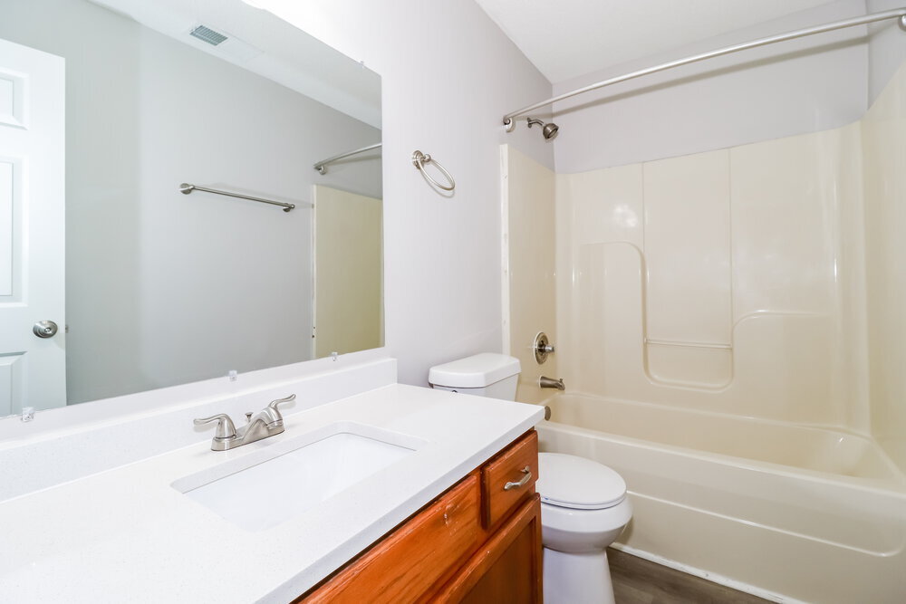 Building Photo - 6943 Parkbrook Ln