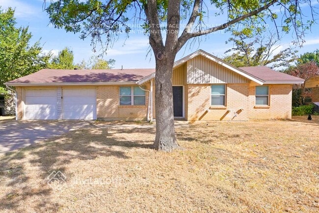Building Photo - 202 Jefflyn Ct