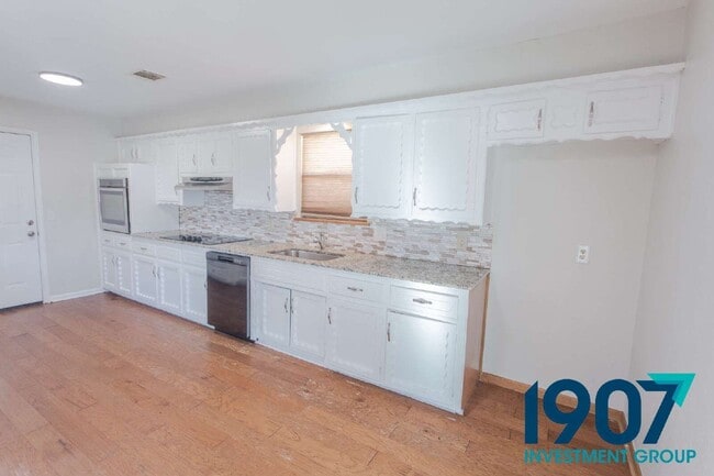 Building Photo - 120 Platt Ln