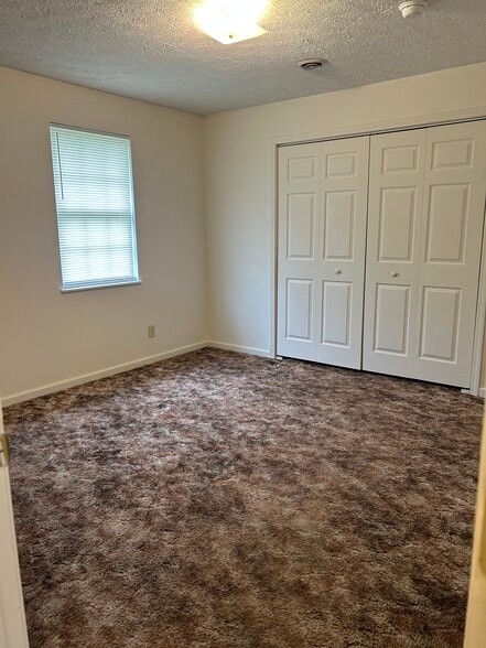 Building Photo - 244 Burkhardt Way