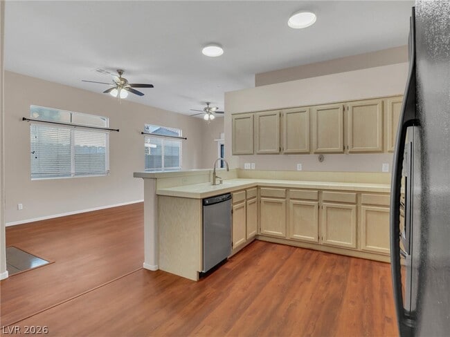 Building Photo - 122 Montesol Dr