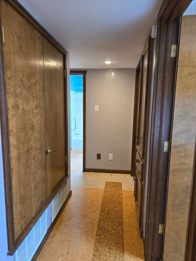 Building Photo - 2116 Circlewood Pl