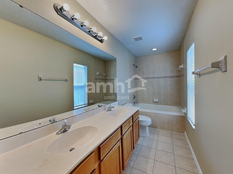Building Photo - 1756 Portcastle Cir