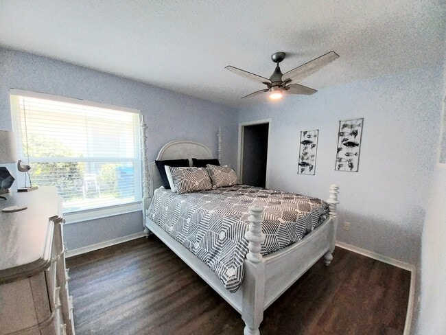 Building Photo - 4176 Hearthstone Dr