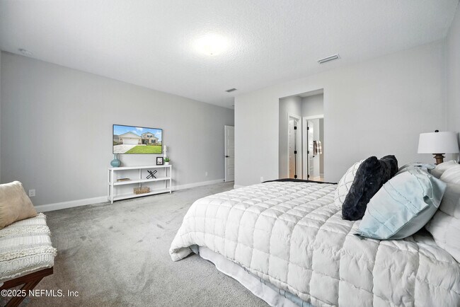 Building Photo - 24 Tradesman Ln