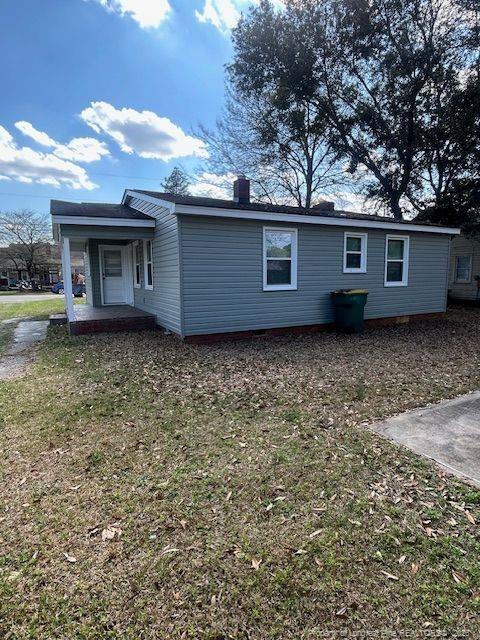 Building Photo - 1007 E 9th St