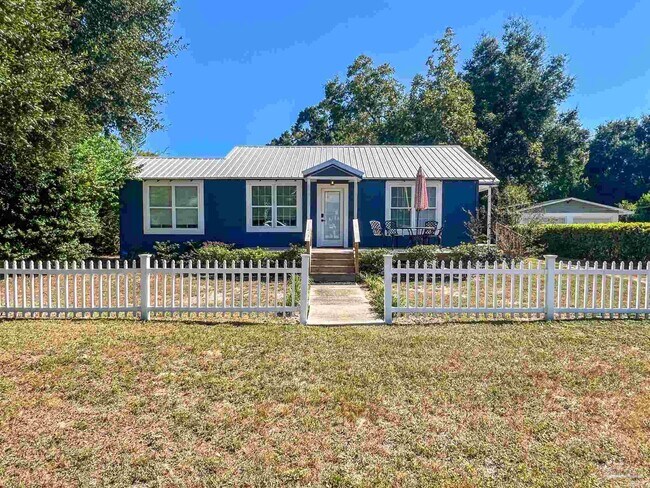 Primary Photo - 1315 Dexter Ave
