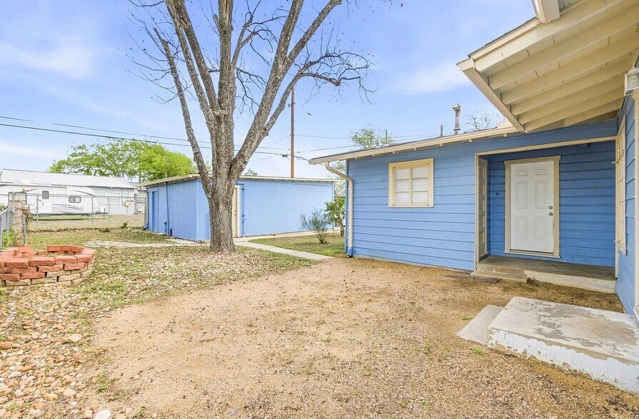 Building Photo - 1503 Sacramento St