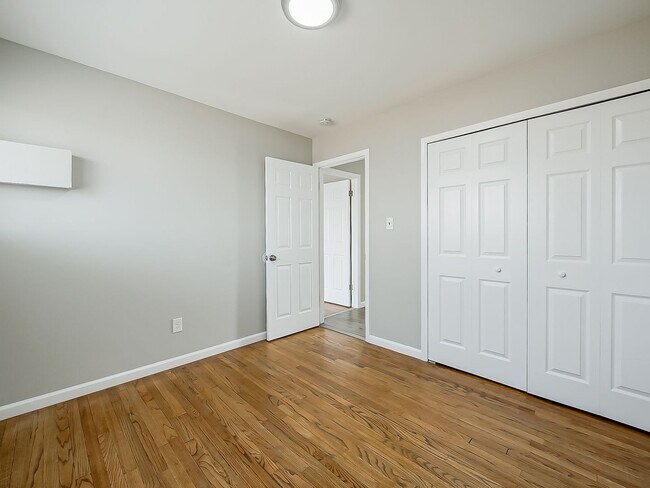 Building Photo - Easy Living in White Lake 2 Bed Home in Great Location