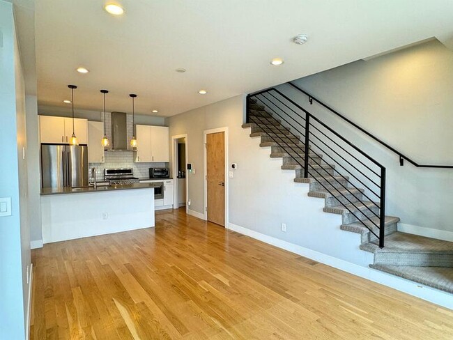 Building Photo - 1448 Xavier St