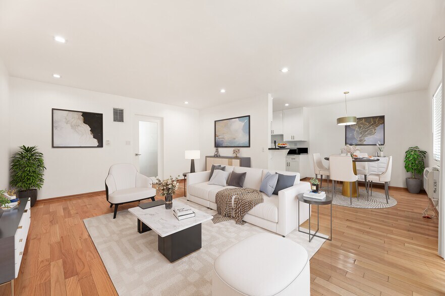 Building Photo - 1608 S Bentley Ave