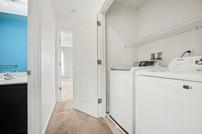 Building Photo - 700 Admiral's Quay Dr