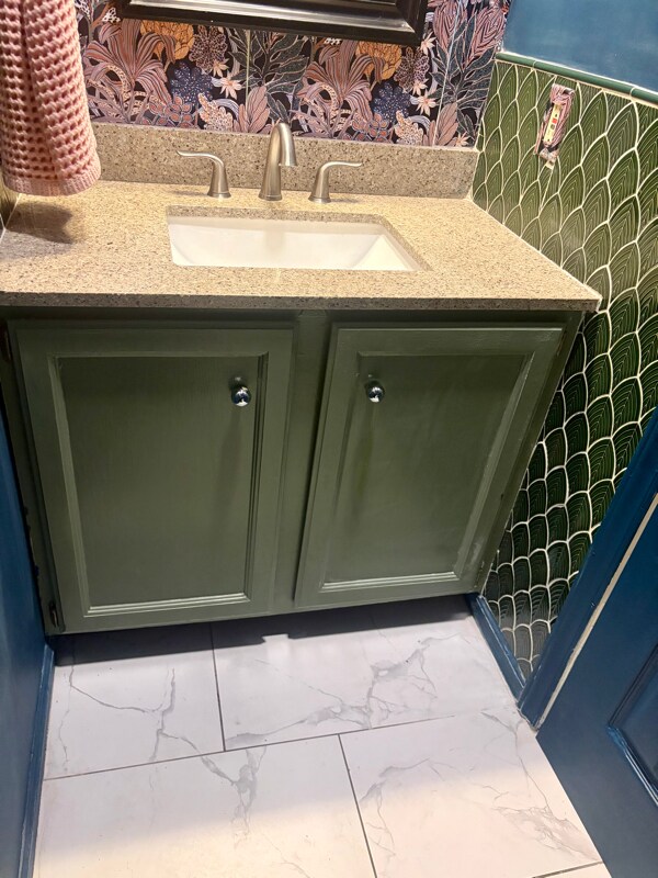 Building Photo - 300 NC-54