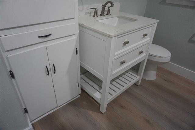 Building Photo - 2121 N Hickory St