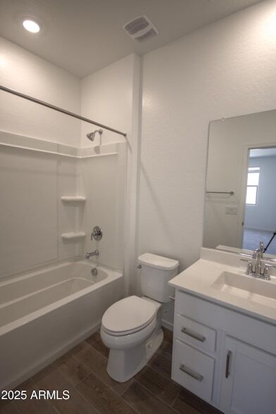 Building Photo - 21326 W Roanoke Ave