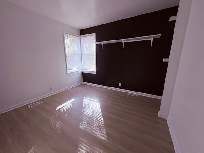 Building Photo - 1309 S Ralston Ave