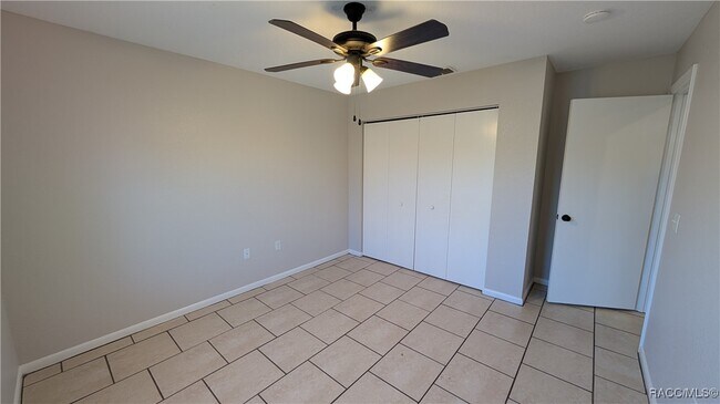 Building Photo - 5334 W Customer Ct