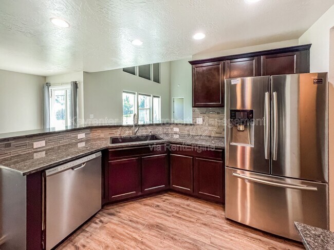 Building Photo - 2474 N Iditarod Way