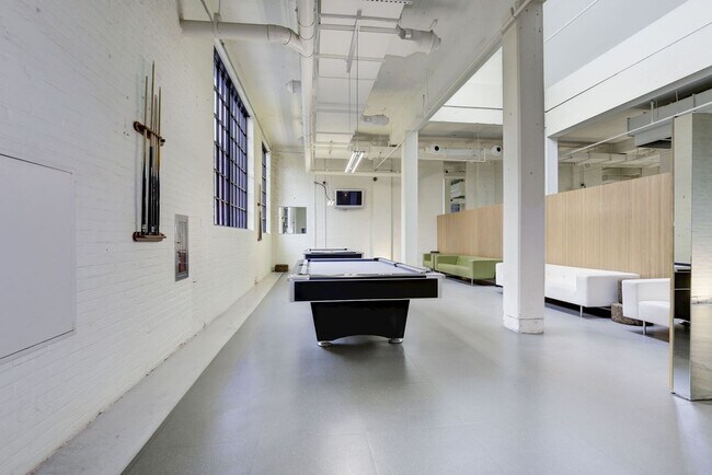 Building Photo - Luxurious Fully Furnished 2BR in the Heart of Mount Vernon Triangle!