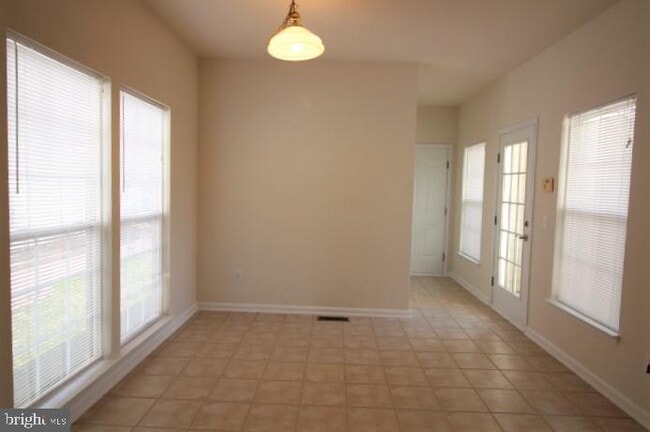Building Photo - 14201 Reidhall Pl