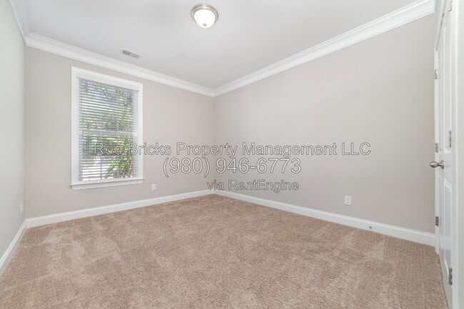 Building Photo - 2383 Palmdale Walk Dr