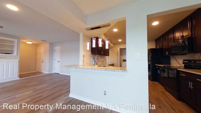 Building Photo - 2 br, 2 bath House - 242 Dockside  Unit A