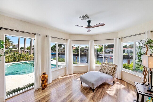 Building Photo - 2484 SE 12th St