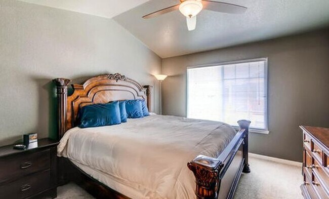 Building Photo - 1288 Lake Circle - 12E