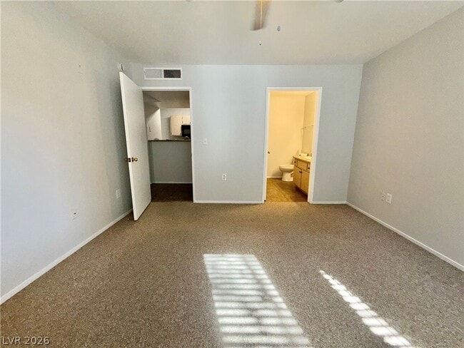 Building Photo - 7885 W Flamingo Rd