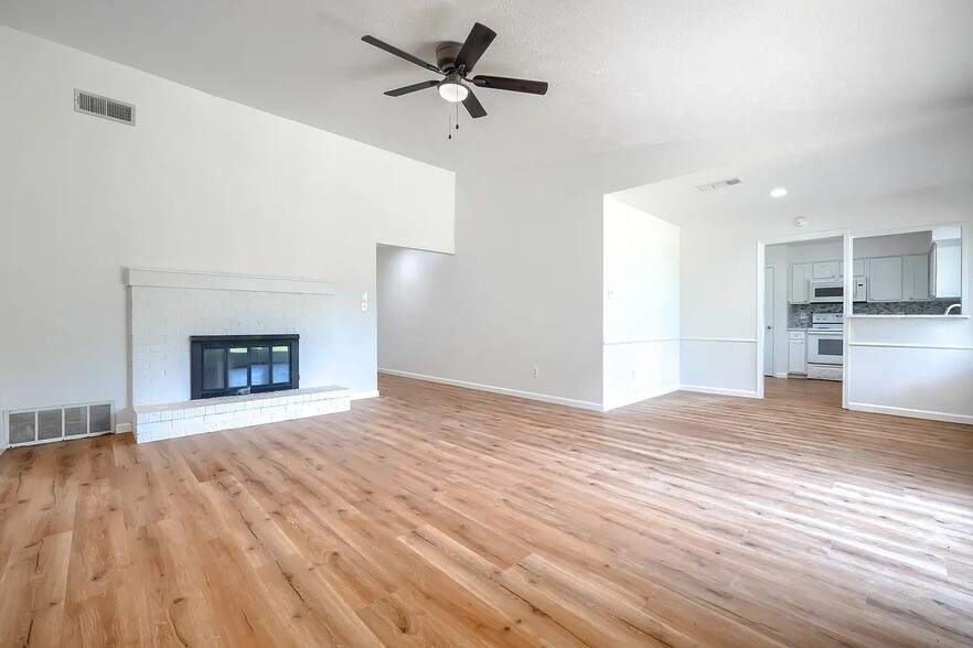 Building Photo - 1002 Mill Run Dr