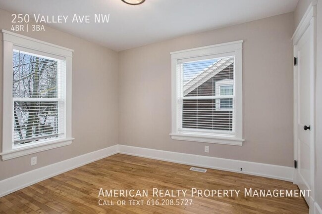 Building Photo - 250 Valley Ave NW