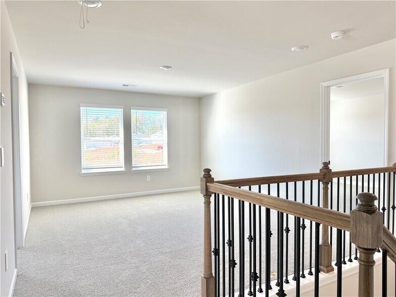 Building Photo - 2928 Sweet Red Cir