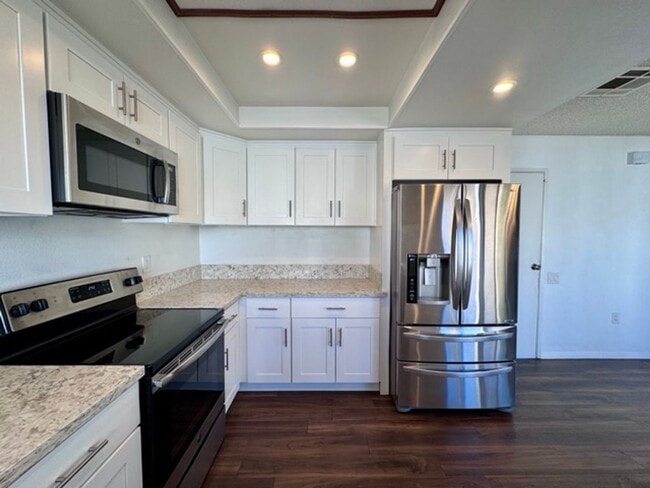 Building Photo - COMING SOON 55+ Community 2 bedroom 2 bathroom Home for Lease in Sun City