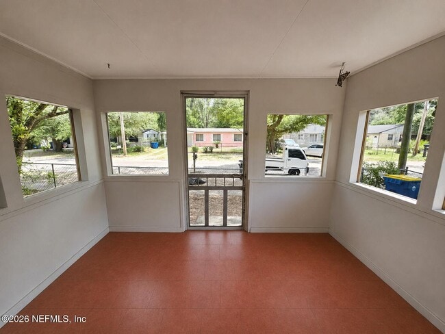 Building Photo - 9042 7th Ave