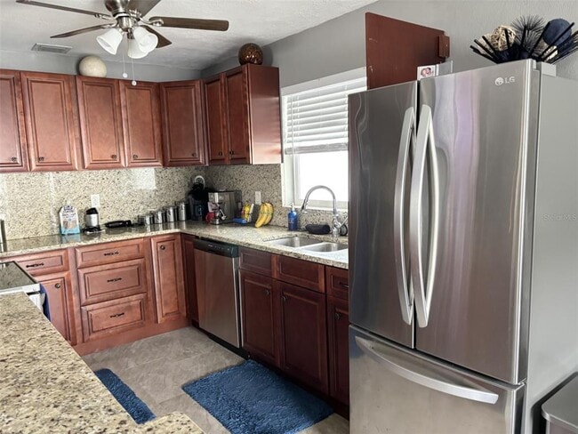 Building Photo - 4940 Shell Stream Blvd