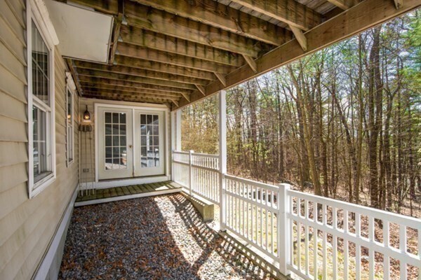 Building Photo - 27 Meyer Hill Dr