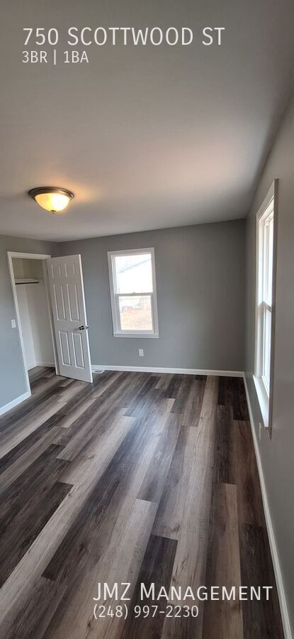 Building Photo - 750 Scottwood St