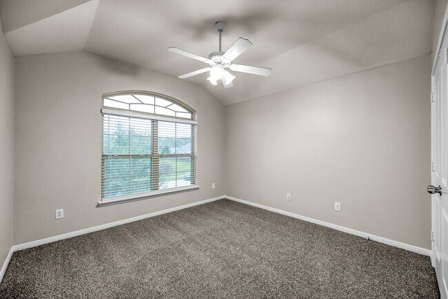 Building Photo - 9575 E Woodmark