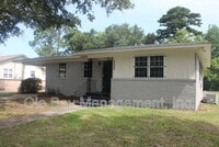 Building Photo - 3200 Emogene St