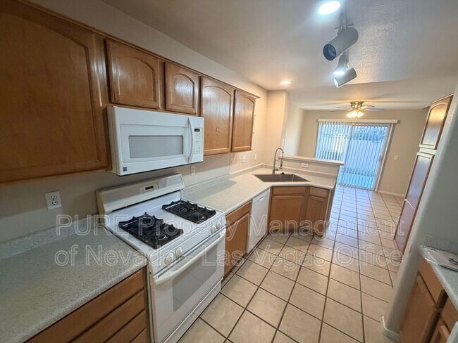 Building Photo - 505 Chestnut View Pl