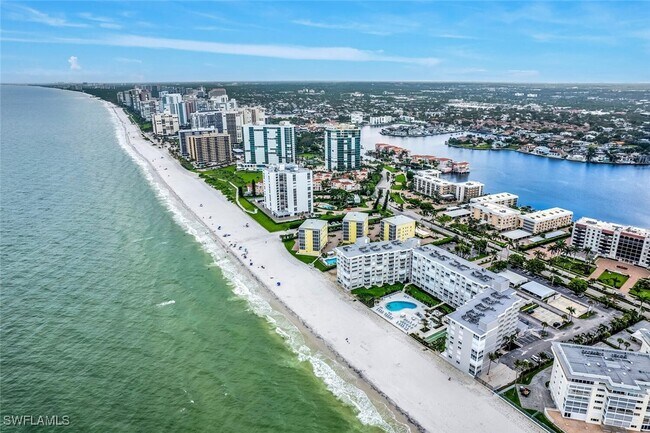 Building Photo - 3443 Gulf Shore Blvd N