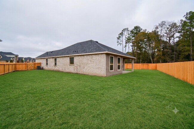Building Photo - 27326 Grey Fox Run