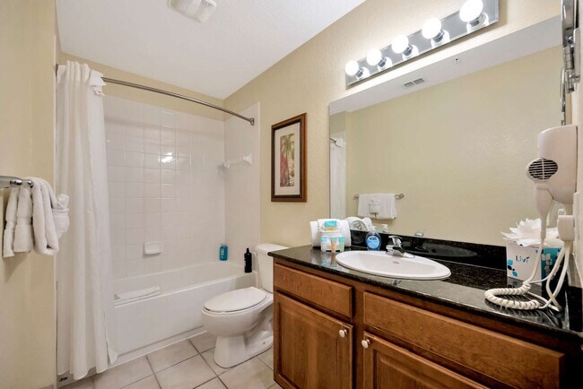 Building Photo - 8101 Resort Village Dr