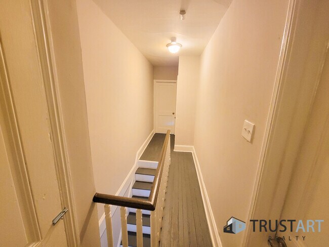 Building Photo - 4839 Merion Ave
