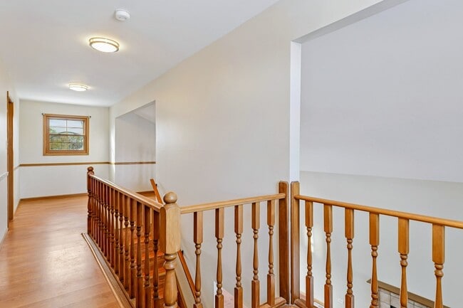 Building Photo - 17910 Millstone Rd