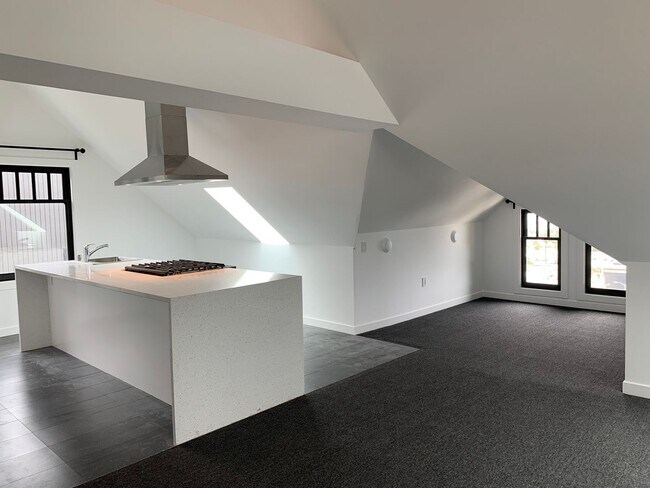Building Photo - Truax House