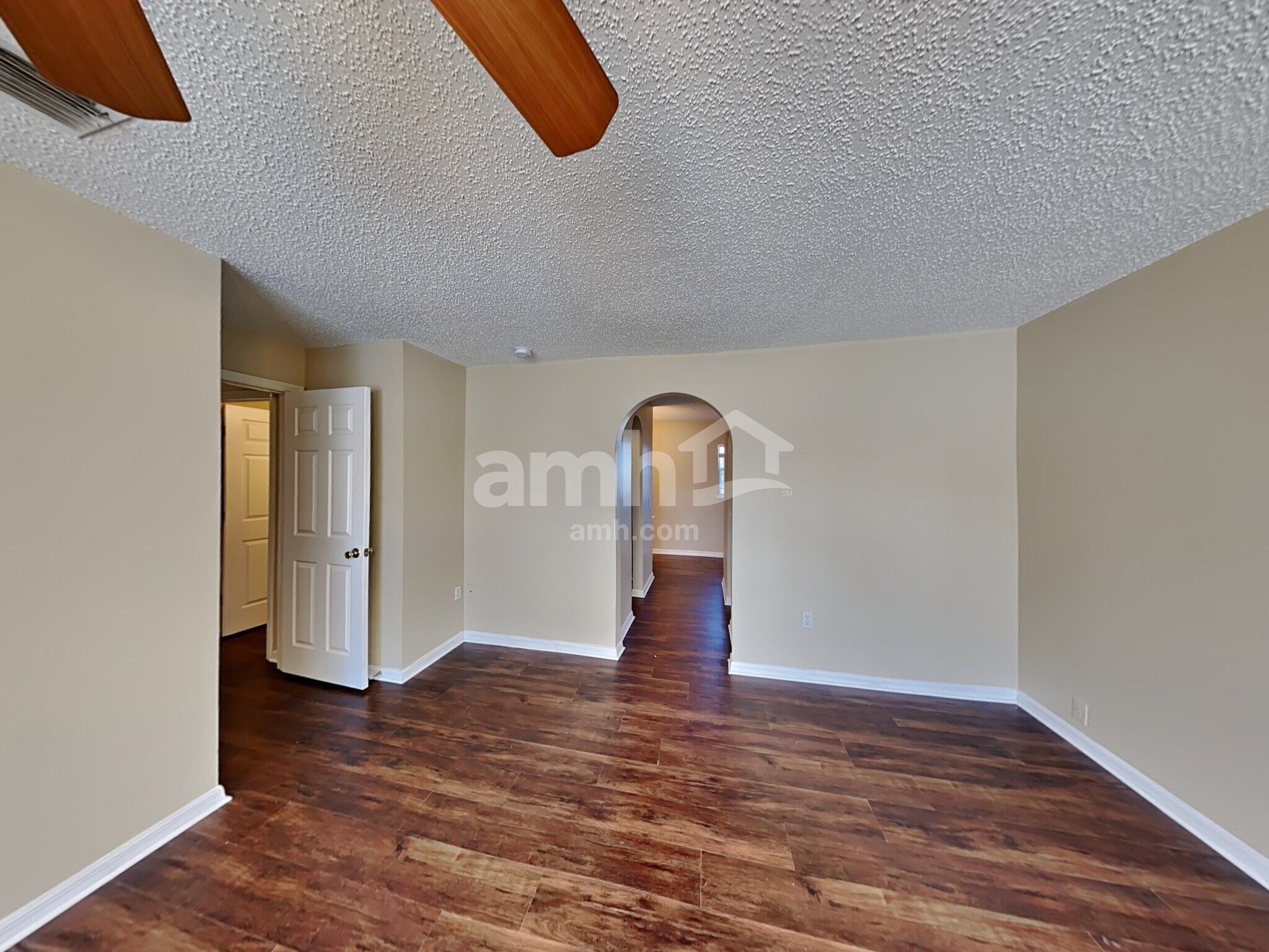 Building Photo - 1015 Astor Ct