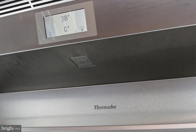 Building Photo - 1529 14th St NW